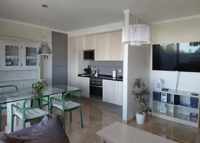 Dreamhouse Concorde 2 Apartment